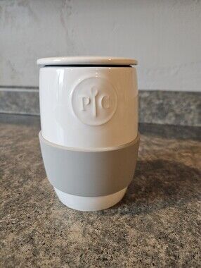 The Pampered Chef Egg Cooker